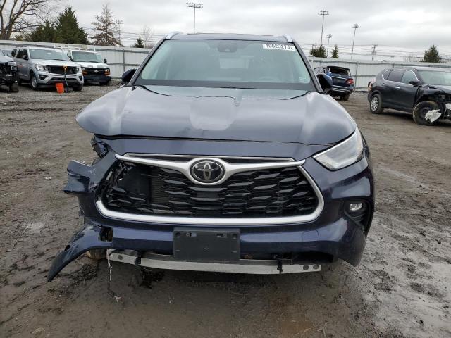 5TDGZRBH8MS108137 - 2021 TOYOTA HIGHLANDER XLE BLUE photo 5