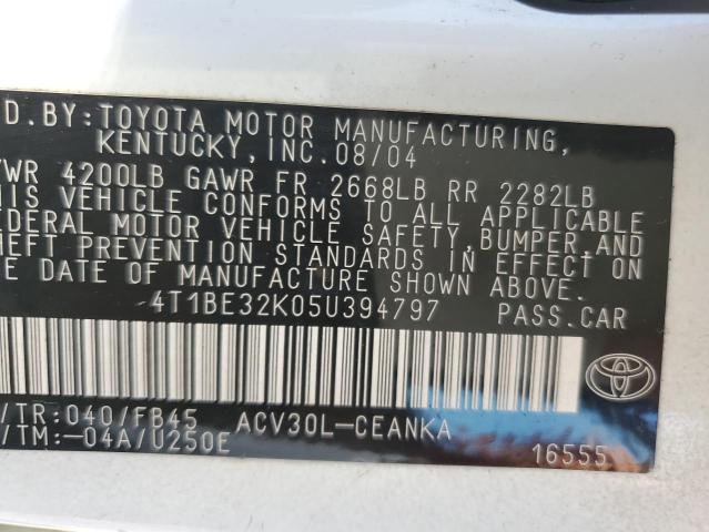 4T1BE32K05U394797 - 2005 TOYOTA CAMRY LE WHITE photo 13