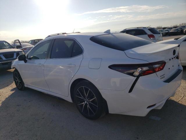 4T1G11AKXRU191705 - 2024 TOYOTA CAMRY SE NIGHT SHADE WHITE photo 2