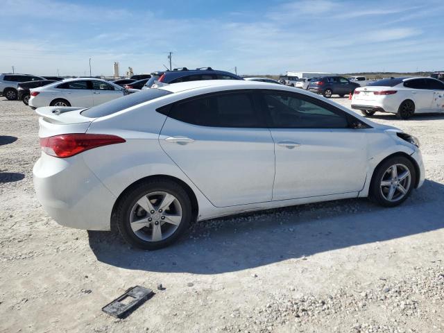 5NPDH4AE4DH377998 - 2013 HYUNDAI ELANTRA GLS WHITE photo 3