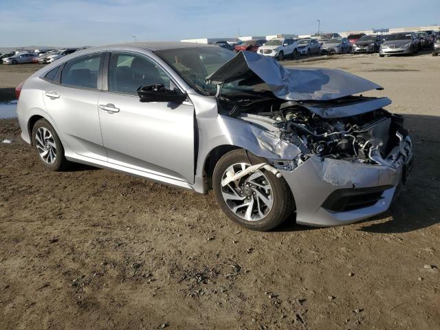 2HGFC2F74JH606966 - 2018 HONDA CIVIC EX SILVER photo 4