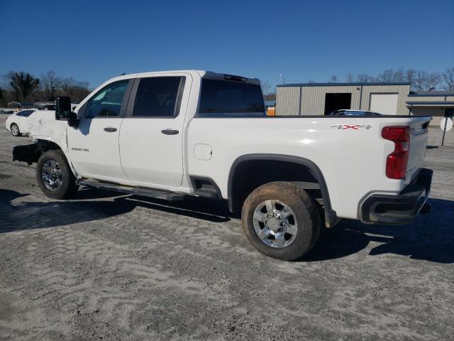 2GC4YMEY8P1702873 - 2023 CHEVROLET SILVERADO K2500 CUSTOM WHITE photo 2