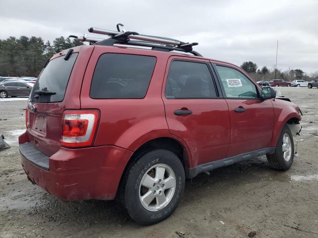 1FMCU9D72CKC50423 - 2012 FORD ESCAPE XLT RED photo 3