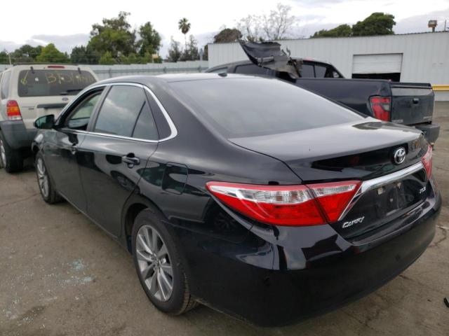 4T4BF1FK2FR482821 - 2015 TOYOTA CAMRY LE BLACK photo 2