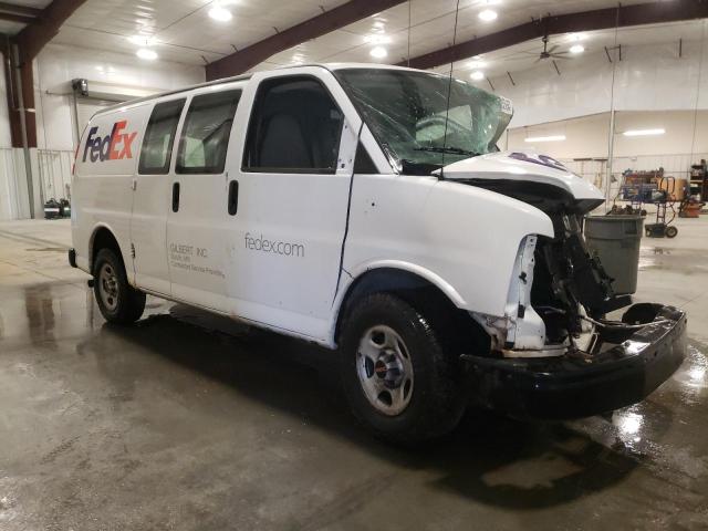 1GTFH154181187825 - 2008 GMC SAVANA G1500 WHITE photo 4