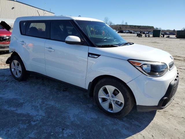 KNDJN2A28F7778063 - 2015 KIA SOUL WHITE photo 4