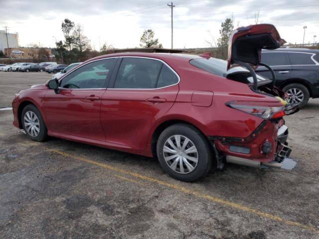 4T1H31AKXNU588615 - 2022 TOYOTA CAMRY LE RED photo 2