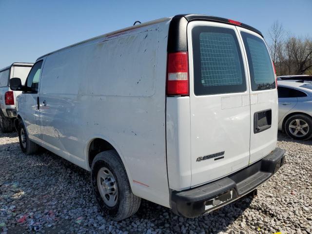 1GCWGFCA8D1191700 - 2013 CHEVROLET EXPRESS G2 WHITE photo 2