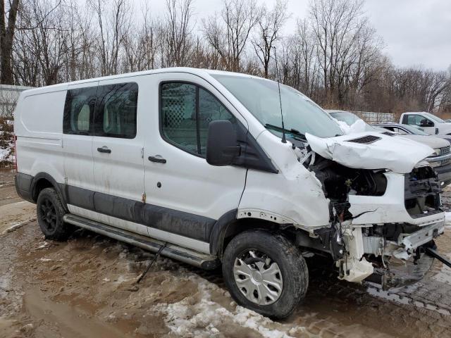 1FTYR1ZM4GKB37557 - 2016 FORD TRANSIT T-250 WHITE photo 4