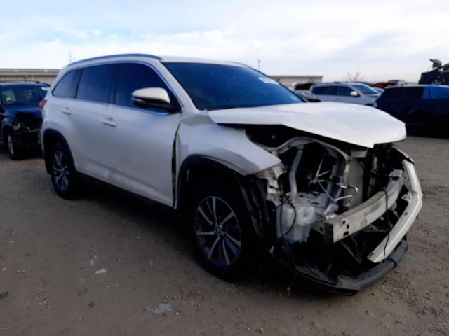 5TDJZRFH1KS568513 - 2019 TOYOTA HIGHLANDER SE WHITE photo 4