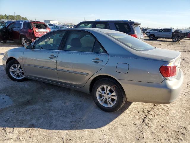 4T1BF32K55U599206 - 2005 TOYOTA CAMRY LE SILVER photo 2