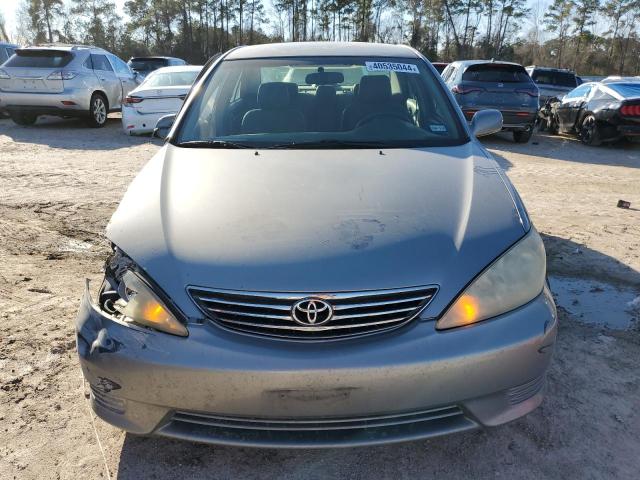 4T1BF32K55U599206 - 2005 TOYOTA CAMRY LE SILVER photo 5