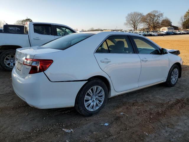 4T1BF1FK3CU165149 - 2012 TOYOTA CAMRY BASE WHITE photo 3