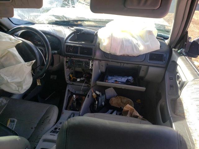 JF1SF6553WG751503 - 1998 SUBARU FORESTER S შავი ფოტო 8