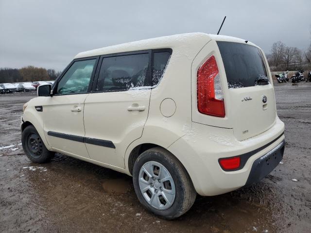 KNDJT2A53D7516156 - 2013 KIA SOUL WHITE photo 2