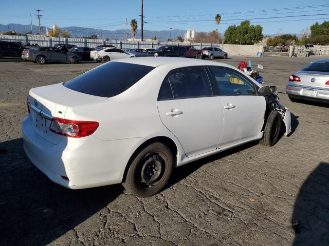 5YFBU4EE8DP083648 - 2013 TOYOTA COROLLA BASE WHITE photo 3