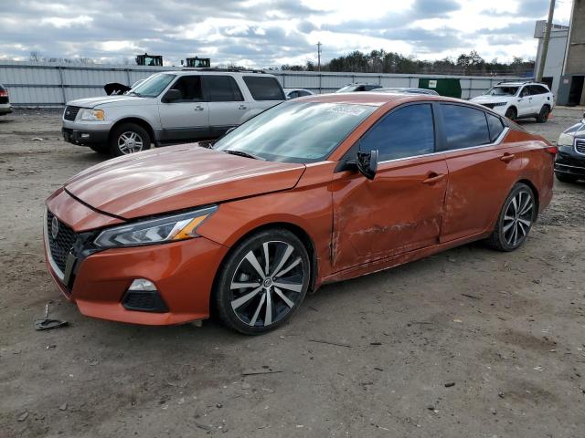 1N4BL4CV8KC166725 - 2019 NISSAN ALTIMA SR ORANGE photo 1