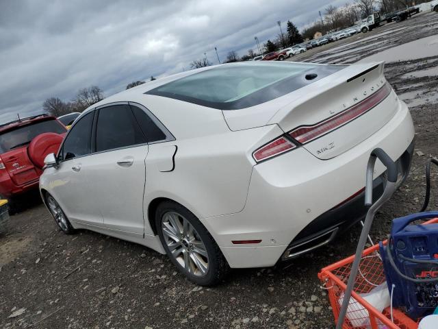 3LN6L2LU7DR812022 - 2013 LINCOLN MKZ HYBRID WHITE photo 2