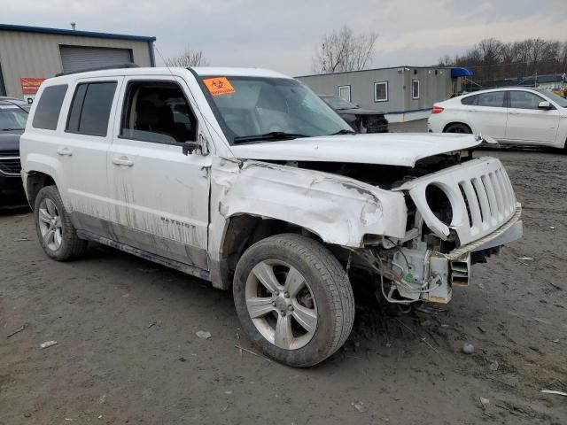 1C4NJRFB0CD557617 - 2012 JEEP PATRIOT LATITUDE WHITE photo 4