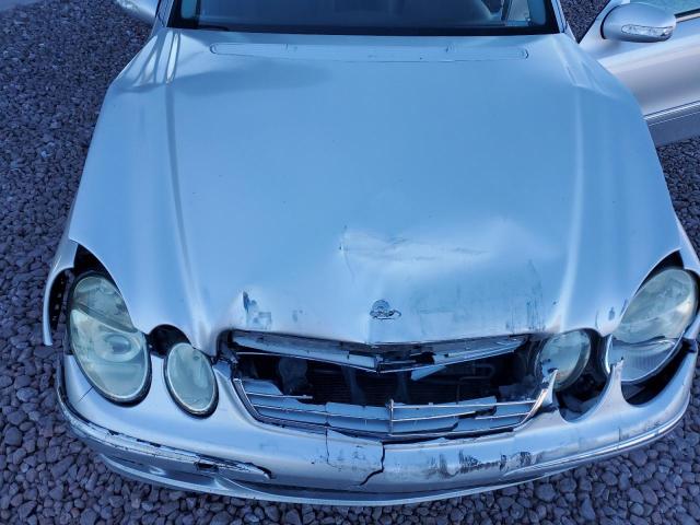 WDBUF65JX5A629351 - 2005 MERCEDES-BENZ E 320 SILVER photo 11