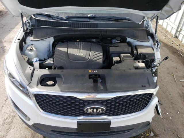 5XYPG4A5XGG016710 - 2016 KIA SORENTO LX WHITE photo 12