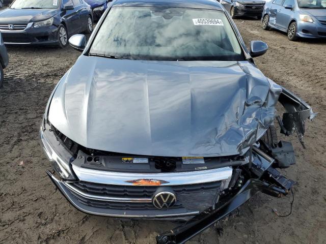 3VW7M7BU9RM023702 - 2024 VOLKSWAGEN JETTA SE GRAY photo 5