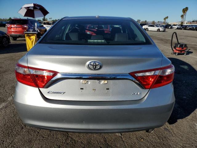 4T1BF1FK9HU363788 - 2017 TOYOTA CAMRY LE SILVER photo 6