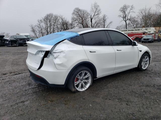 5YJYGDEE8MF305831 - 2021 TESLA MODEL Y WHITE photo 3