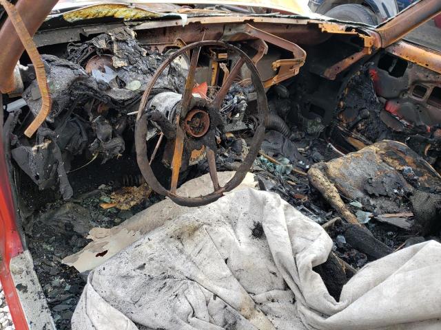 1D37J2R565390 - 1972 CHEVROLET CHEVELLE 红色 照片 8