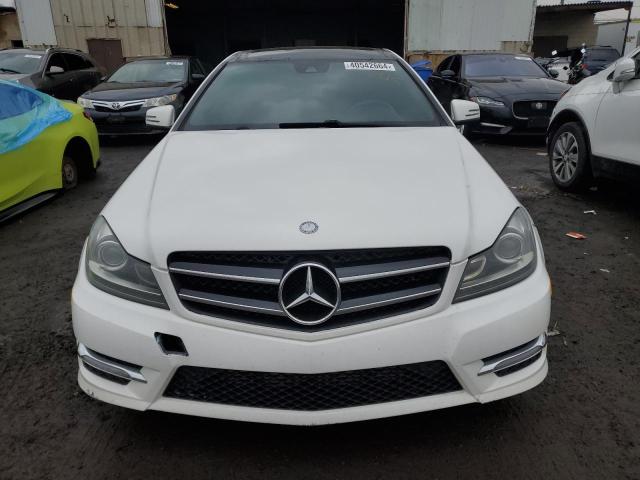 WDDGJ4HB2EG192082 - 2014 MERCEDES-BENZ C 250 WHITE photo 5