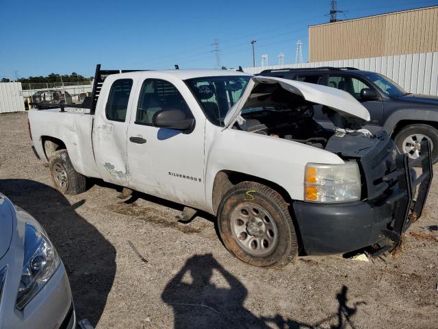 1GCEC19X38Z248026 - 2008 CHEVROLET SILVERADO C1500 WHITE photo 4