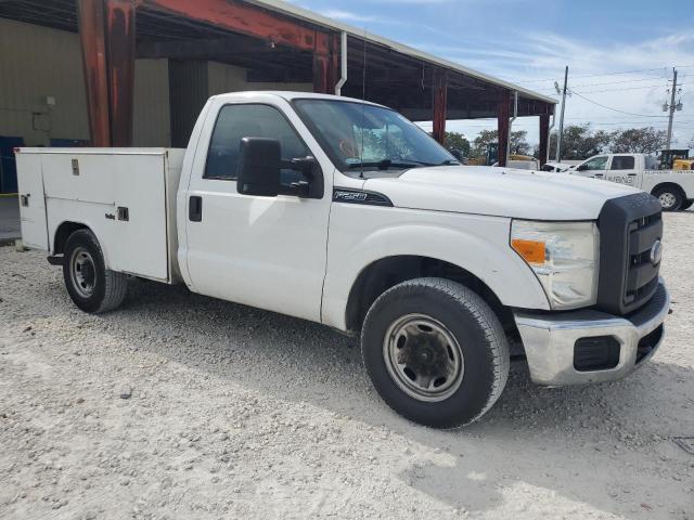 1FDBF2A64EEB29564 - 2014 FORD F250 SUPER DUTY WHITE photo 4