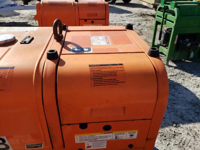 TTB01580 - 2010 TFAT TG7500D ORANGE photo 5