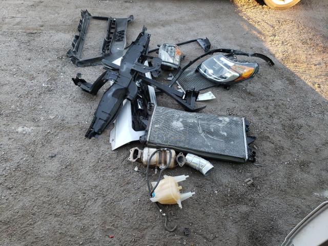 3C6ERVDG2ME501525 - 2021 RAM PROMASTER 2500 HIGH Ақ фото 13