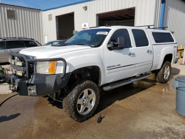 1GT125E8XDF151232 - 2013 GMC SIERRA K2500 DENALI WHITE photo 1