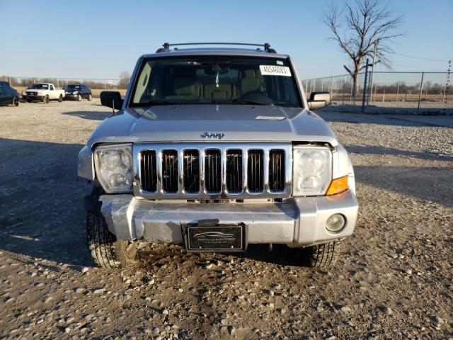 1J8HG58256C369390 - 2006 JEEP COMMANDER LIMITED SILVER photo 5