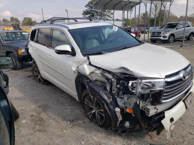 5TDKKRFH0GS157975 - 2016 TOYOTA HIGHLANDER XLE WHITE photo 4
