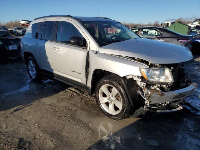 1J4NT1FB4BD211185 - 2011 JEEP COMPASS SPORT SILVER photo 4