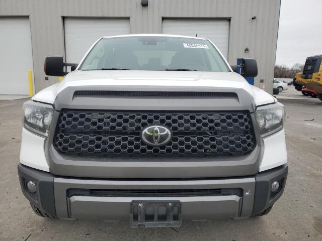 5TFCY5F15KX025571 - 2019 TOYOTA TUNDRA DOUBLE CAB SR/SR5 WHITE photo 5