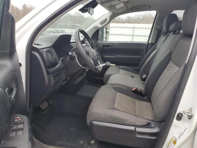 5TFCY5F15KX025571 - 2019 TOYOTA TUNDRA DOUBLE CAB SR/SR5 WHITE photo 7