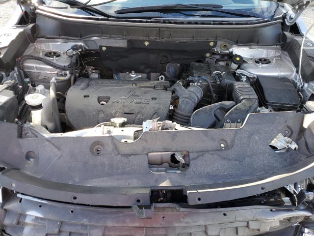 JA4ARUAU1MU017210 - 2021 MITSUBISHI OUTLANDER ES 银色 照片 11