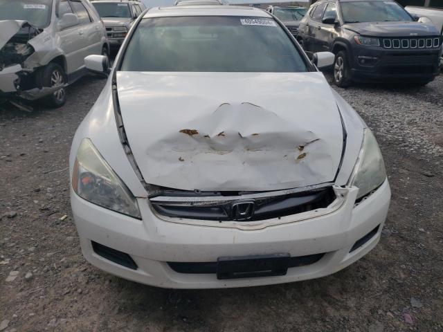 1HGCM66537A045446 - 2007 HONDA ACCORD EX WHITE photo 5