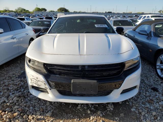 2C3CDXHGXJH187907 - 2018 DODGE CHARGER SXT PLUS WHITE photo 5