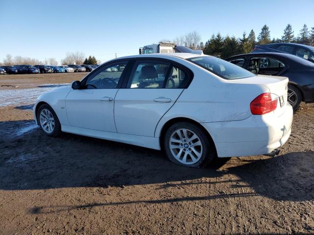 WBAVH13568KC98971 - 2008 BMW 323 I WHITE photo 2