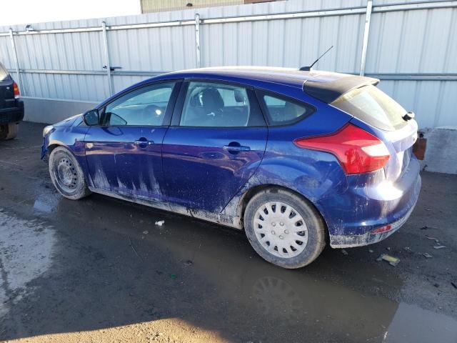 1FAHP3K20CL362725 - 2012 FORD FOCUS SE BLUE photo 2