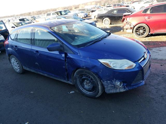 1FAHP3K20CL362725 - 2012 FORD FOCUS SE BLUE photo 4