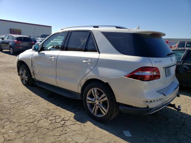 4JGDA5HBXDA153689 - 2013 MERCEDES-BENZ ML 350 4MATIC WHITE photo 2