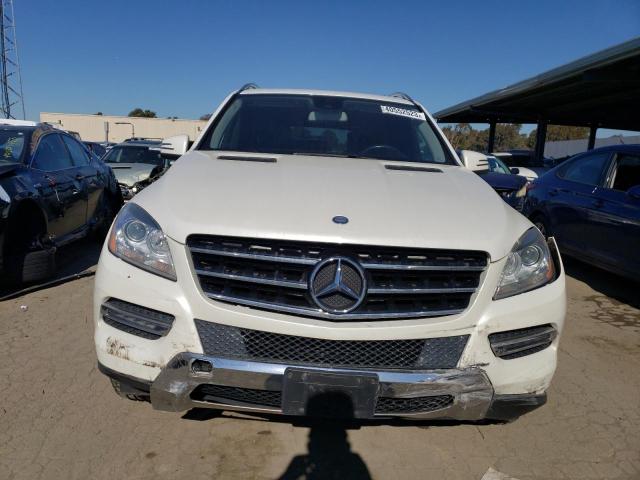 4JGDA5HBXDA153689 - 2013 MERCEDES-BENZ ML 350 4MATIC WHITE photo 5