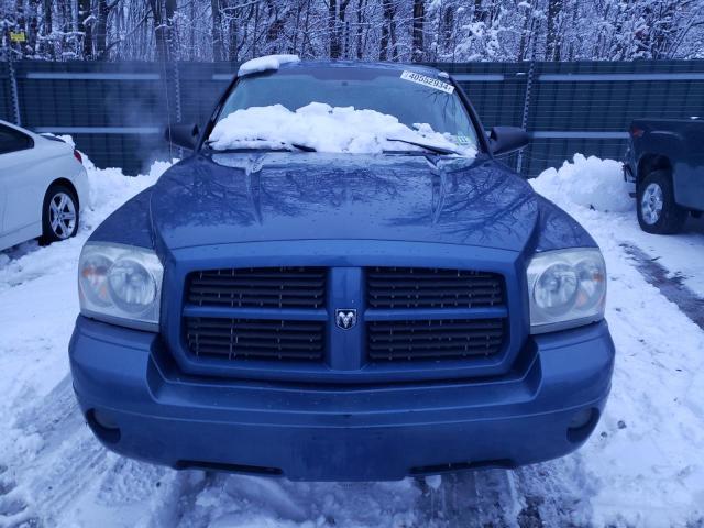 1D7HW48N46S606221 - 2006 DODGE DAKOTA QUAD SLT BLUE photo 5