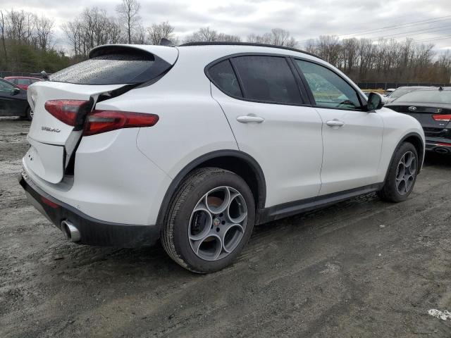 ZASPAKBN8K7C31150 - 2019 ALFA ROMEO STELVIO TI WHITE photo 3